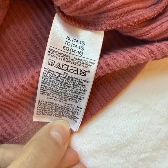 Old Navy Girls Ribbed Knit Button-Down Cardigan XL 14-16 Rose Pink Viscose Blend - Picture 5 of 6